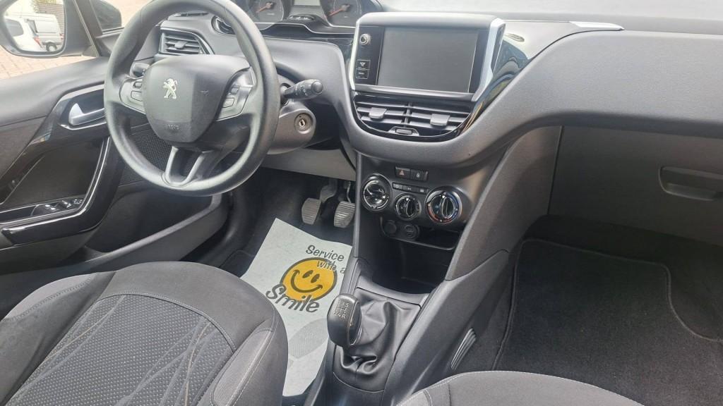 Peugeot 208 1.2 vti active