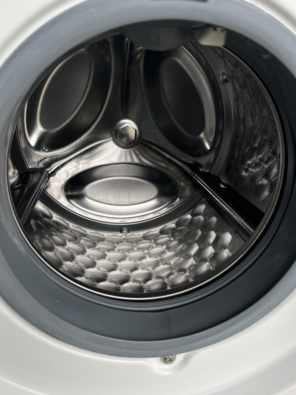 Miele WMB 120 WCS W1 Wasmachine 8 kg. 1600 toren nauwelijks gebruikt