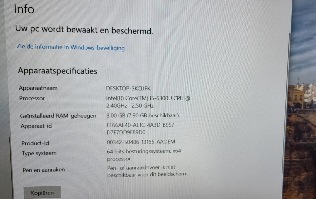 Dell Latitude E5570.   i5