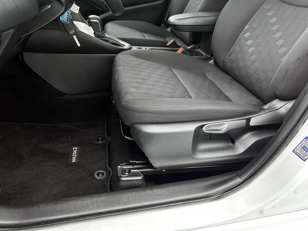 Mazda 2 Hybrid 1.5 centre-line climate control | stoelverwarming | camera