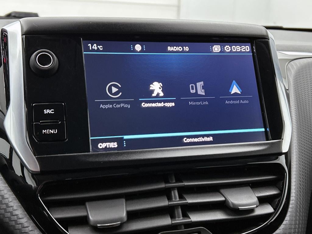 Peugeot 208 110pk tech edition | rijklaar | trekhaak | camera achter | navi