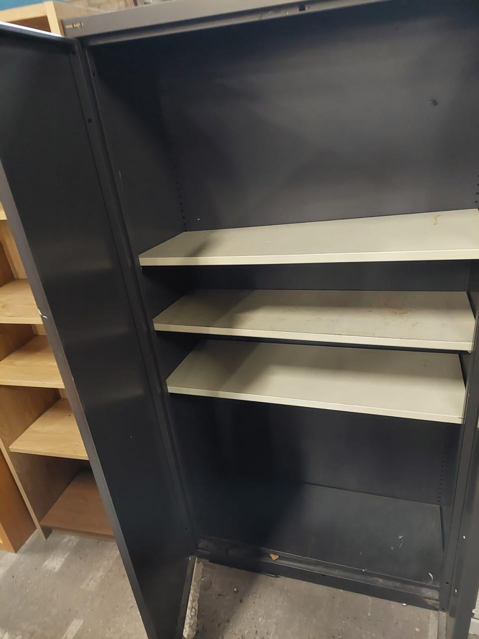 Metalen kast