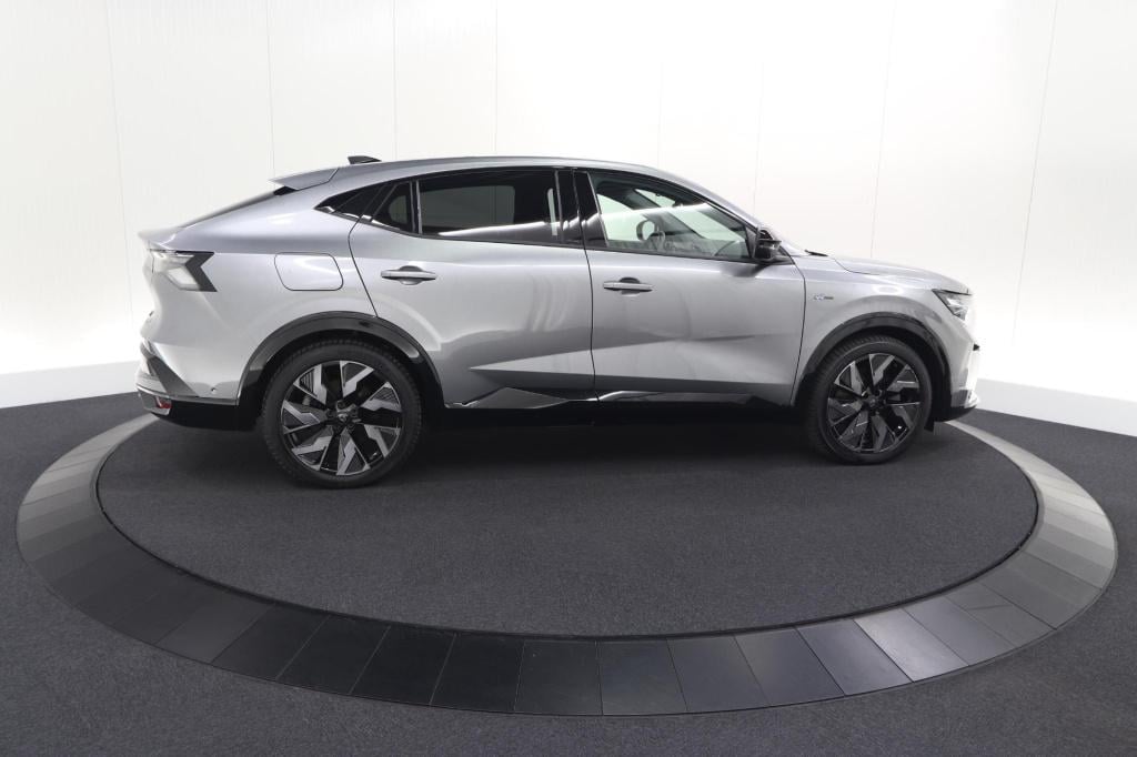 Renault Rafale 1.2 e-tech 4x4 plug-in hybrid 300 atelier alpine | panoramad
