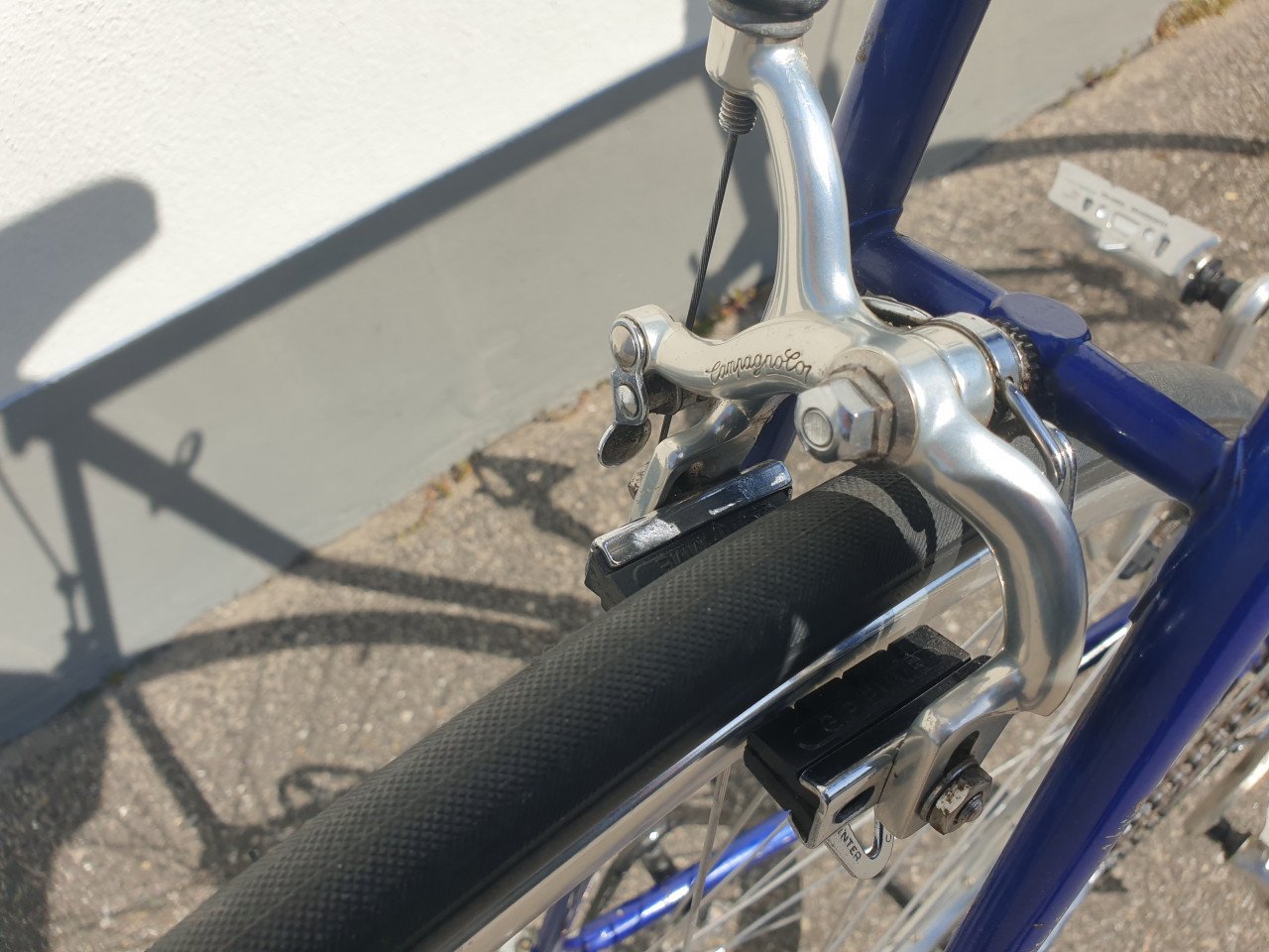 Campanolo racefiets voor hele lange Zeeuw.