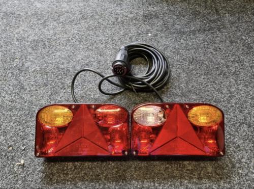 NIEUWE Komplete Set Aanhangwagen Verlichting in ongeopende doos!!