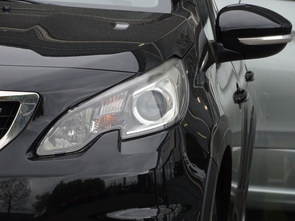 Peugeot 2008 1.2 puretech gt-line | pano | trekhaak | bluetooth | navi