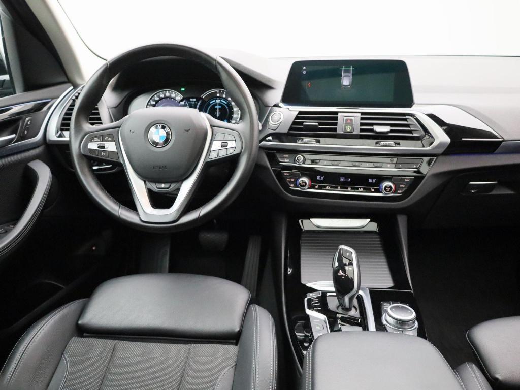 BMW X3 xdrive30e (135 kw) | automaat | panoramadak | trekhaak 2.000 kg | st