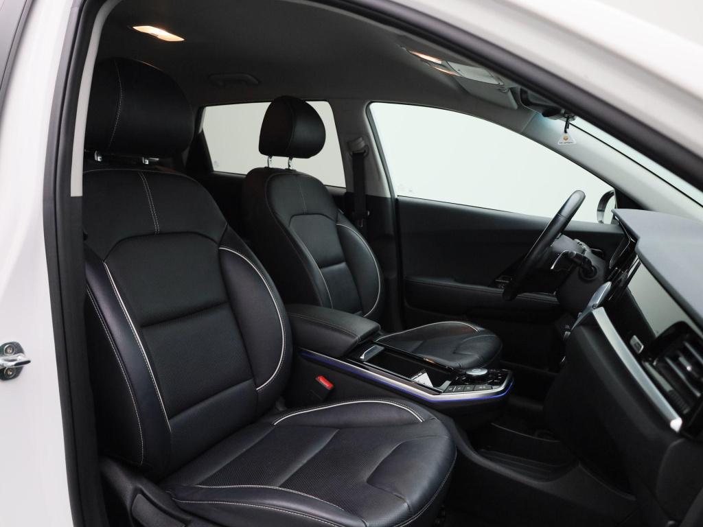 Kia E-niro executiveline 64 kwh | automaat | apple carplay / android auto |