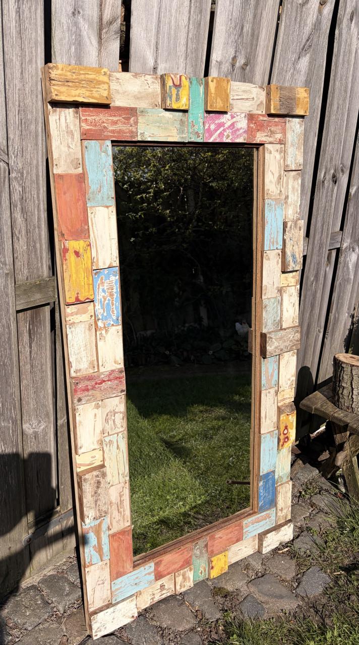 Spiegel met teakhouten rand