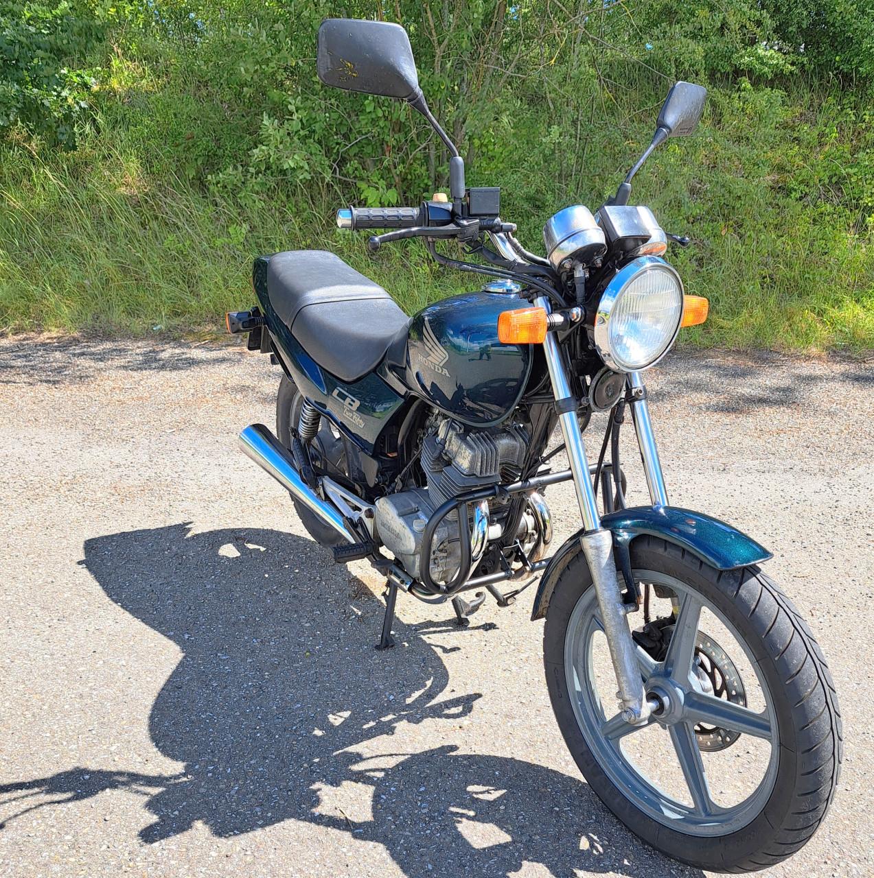 Honda CB250 "Two Fifty" 1997