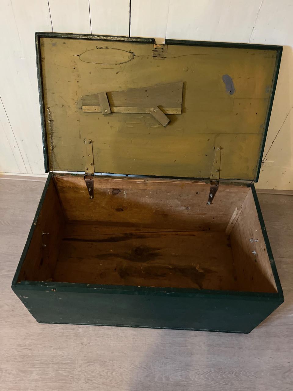 Oude houten scheepskist