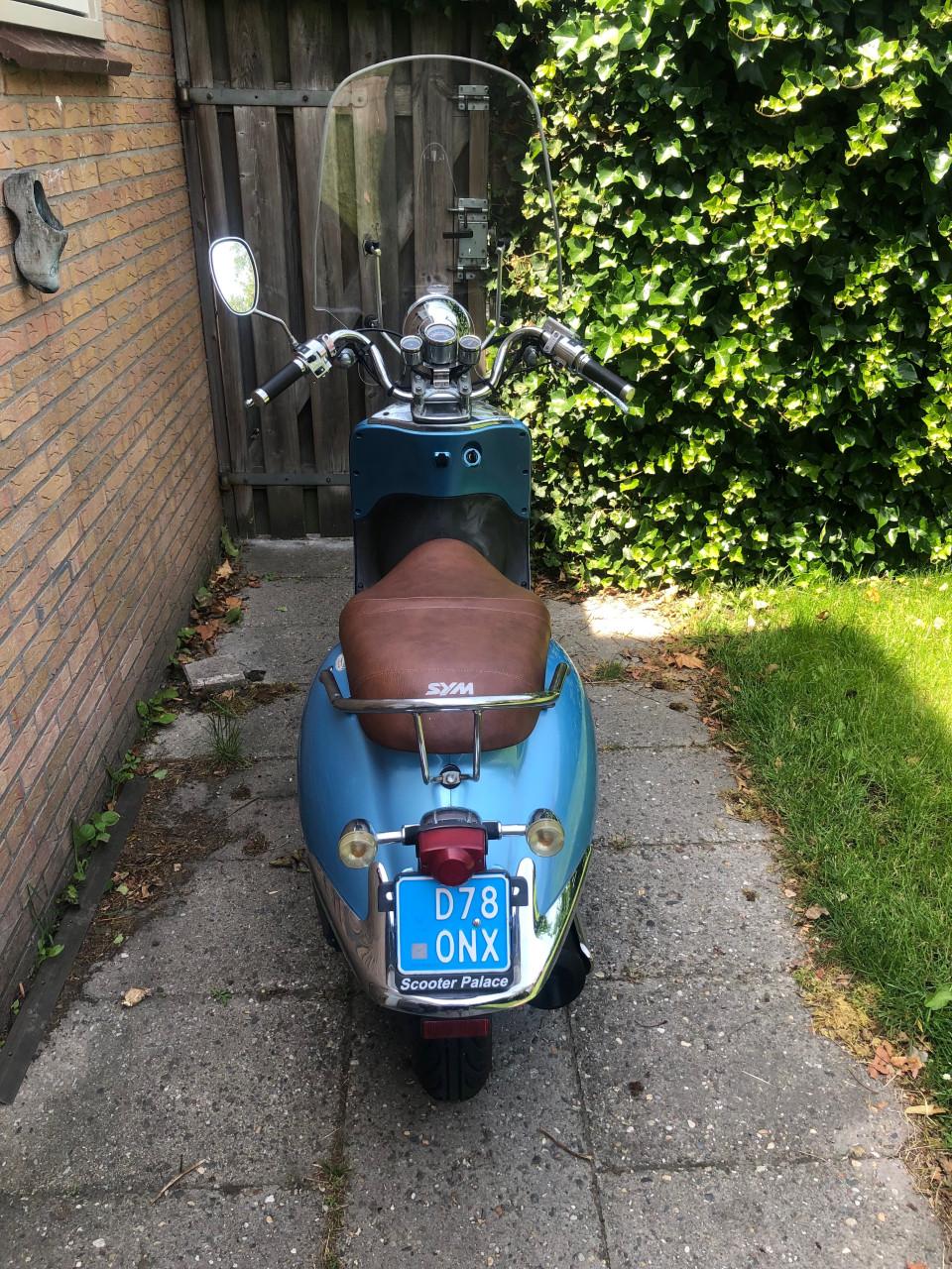 Sym Retro Snorscooter weinig km