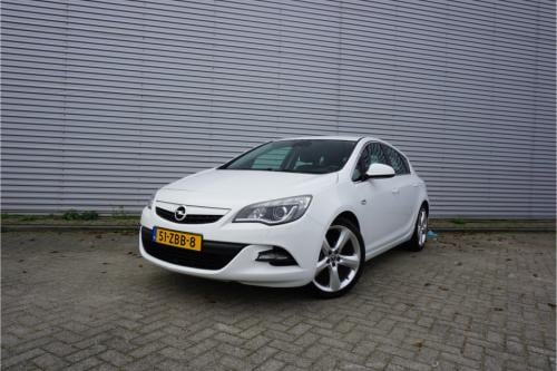 Opel Astra 1.4 turbo gt airco / navi / cruise / parkeers. / elektr. ramen /
