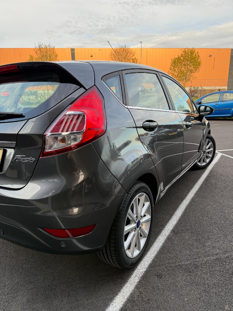 Ford Fiesta 1.0 - titanium