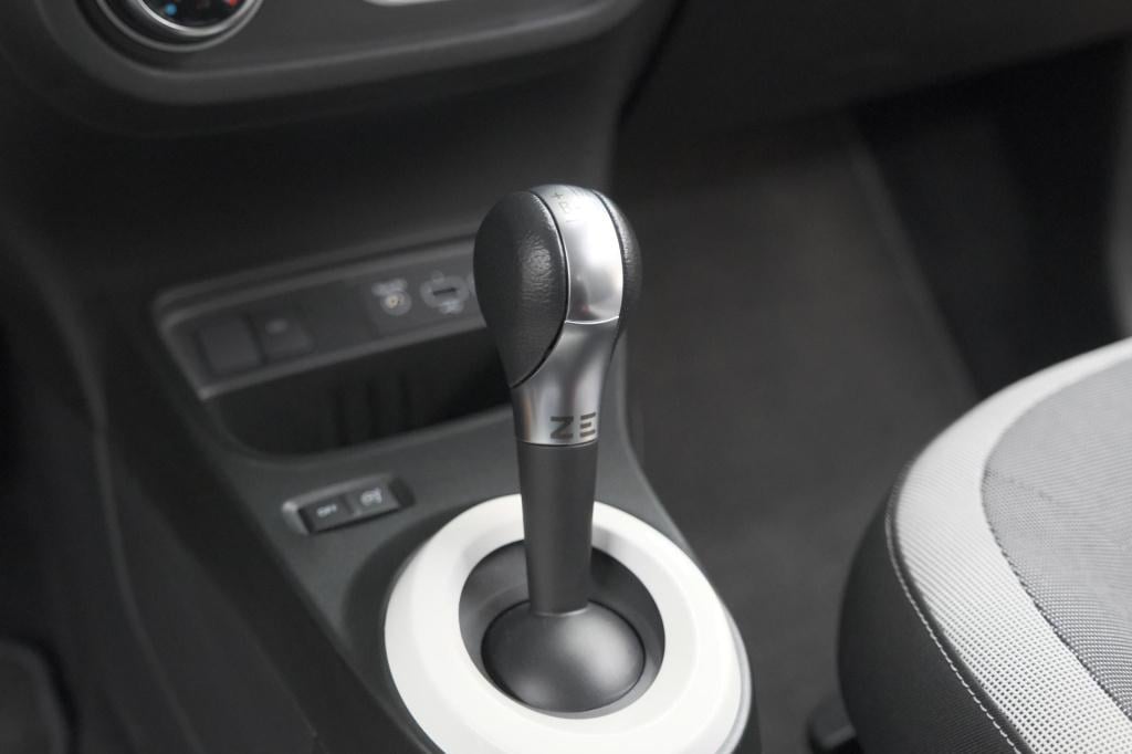 Renault Twingo z.e. r80 collection | lage kilometerstand | apple carplay | 