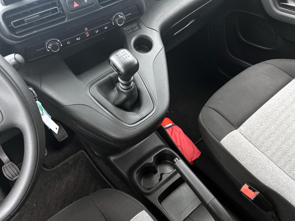 Citroen Berlingo xl 110 pk feel | rijklaar | parkeersensoren | navigatie |