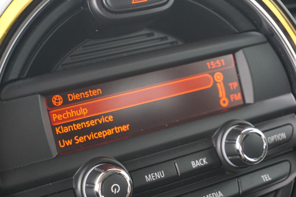 Mini 3-deurs 1.2 one airco / stoelverw. / bt / elektr. ramen / lm velgen