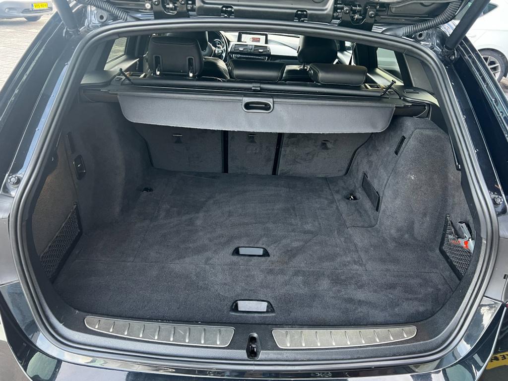 BMW 3-serie touring bmw 320i touring m sport automaat | pano | acc | leder 