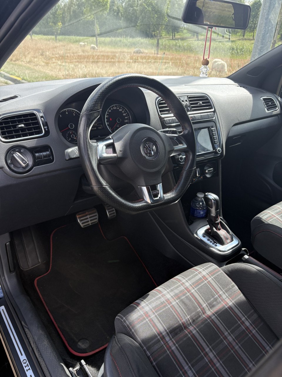 Volkswagen Polo 1.4 TSI 132KW DSG 2011 Zwart