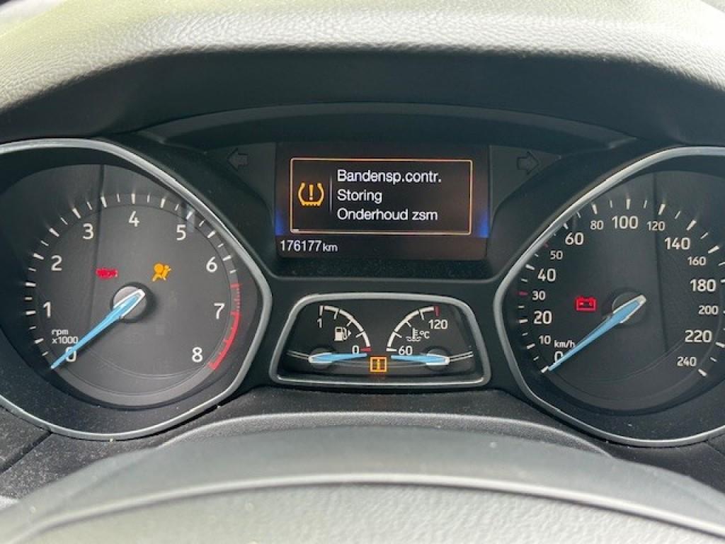 Ford Focus 1.0 titanium edition