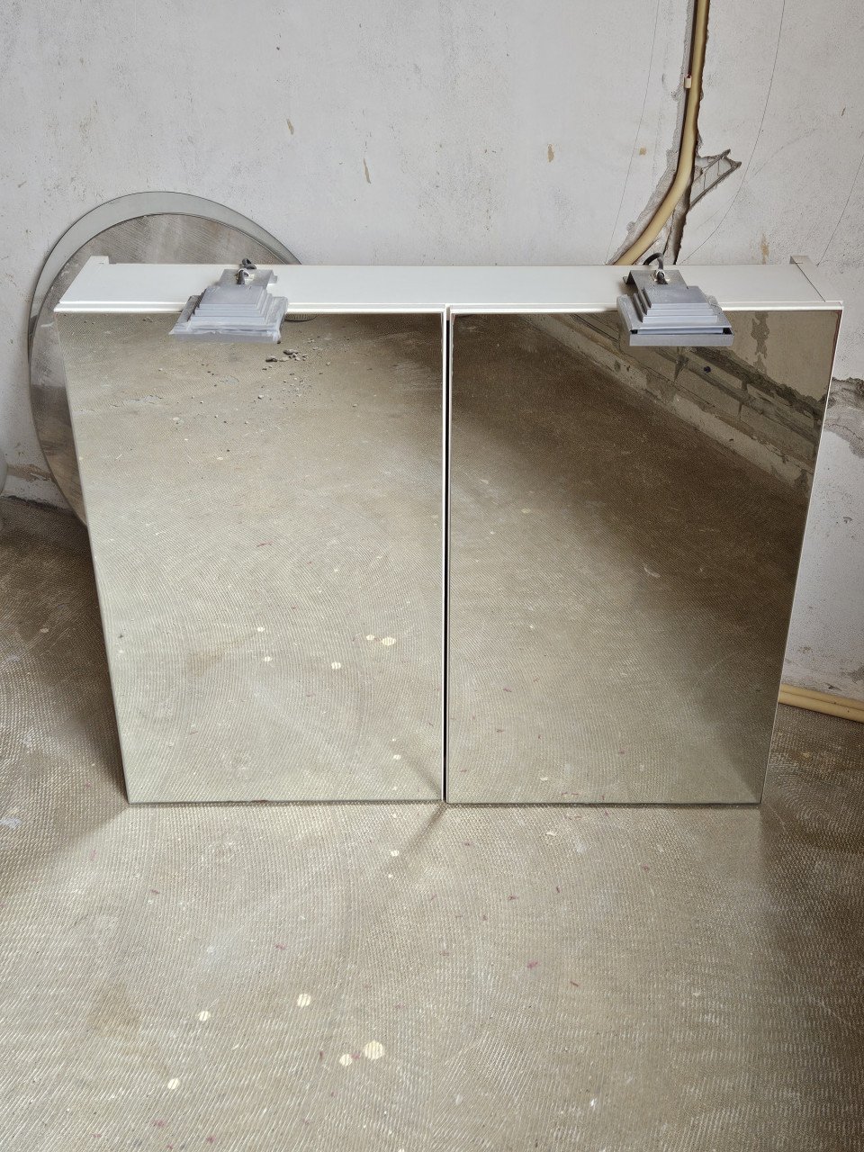 Spiegelkast te koop!