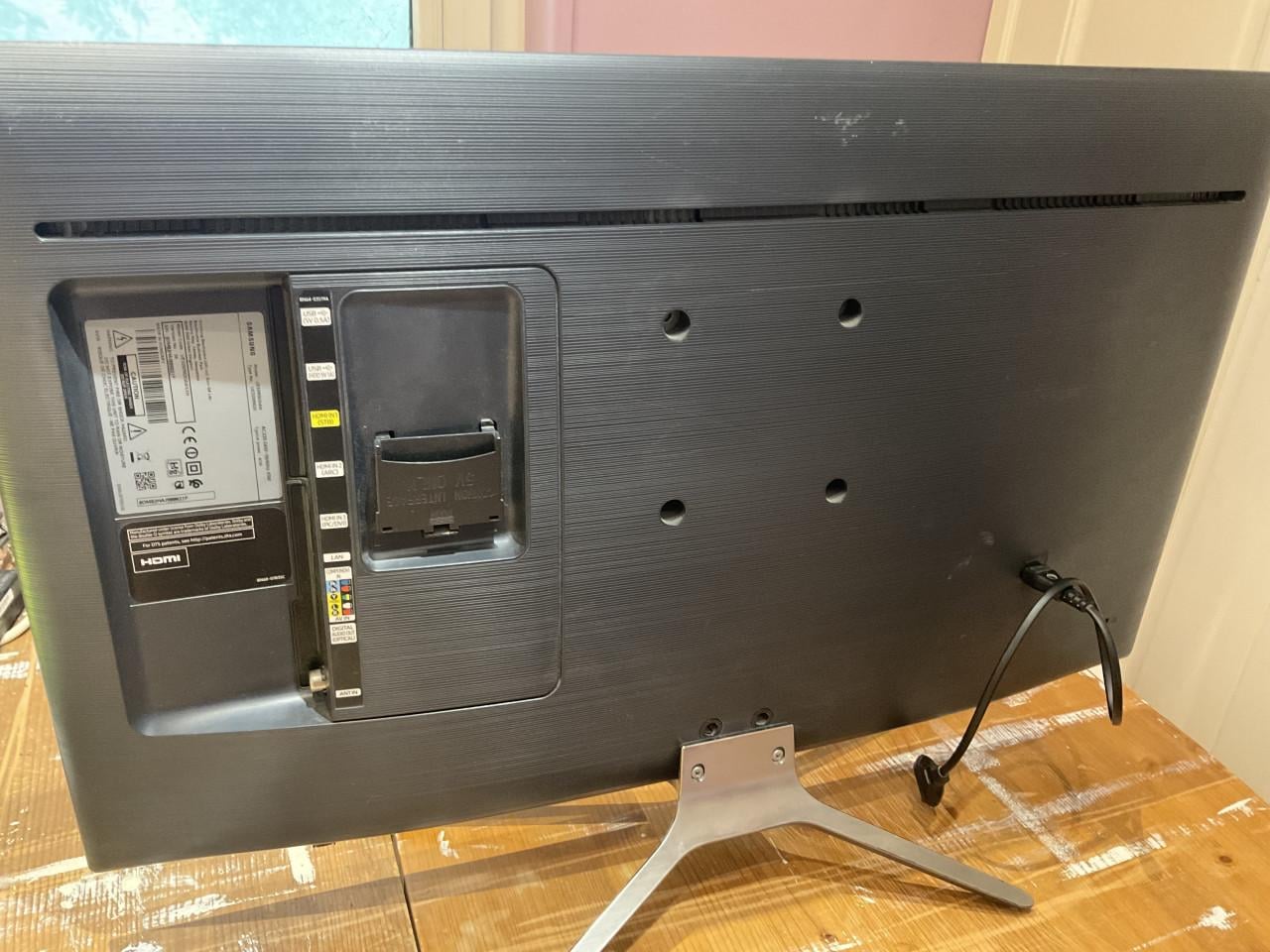 Samsung LCD smart-tv 32 Inch