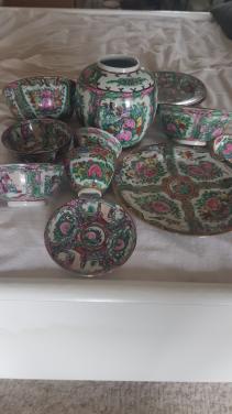 Japans porseleinen servies