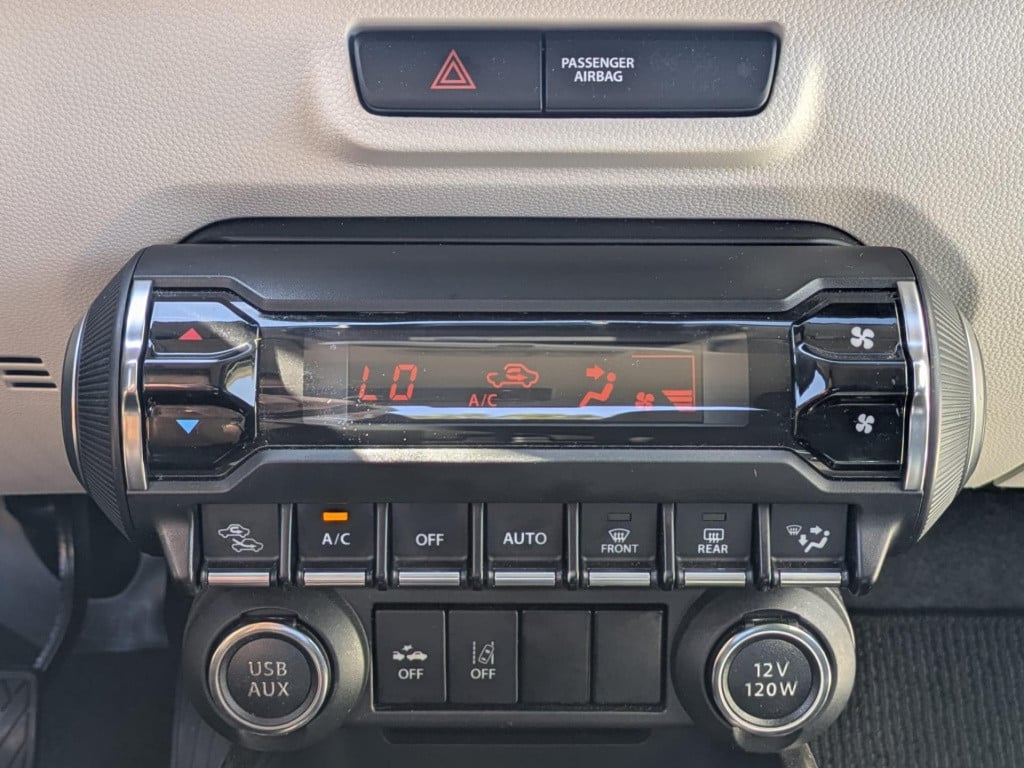 Suzuki Ignis 1.2 stijl smart hybrid | trekhaak | airco | navigatie | carpla
