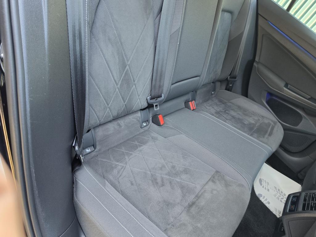 Volkswagen Golf 1.5 etsi style edition | clima | navi | acc | virtual |