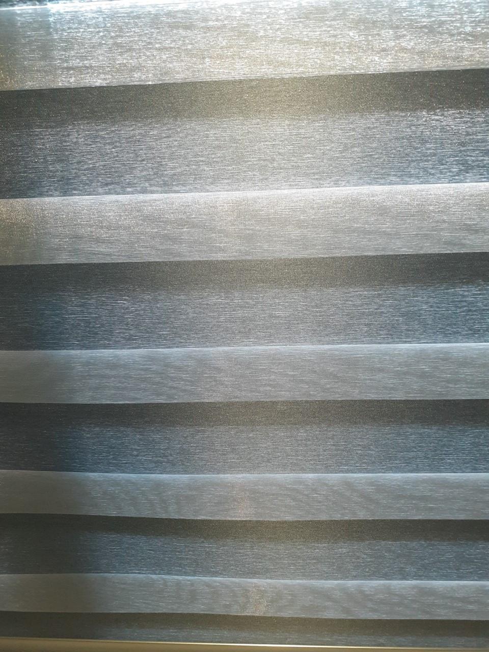 VENETA: Kwalitatief hoogwaardig duo-rolgordijn