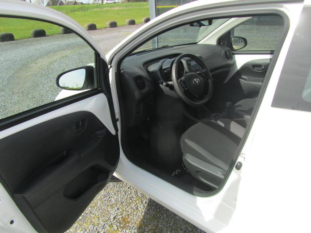 Toyota Aygo 1.0 vvt-i x-fun | 5 deurs | airco | bluetooth