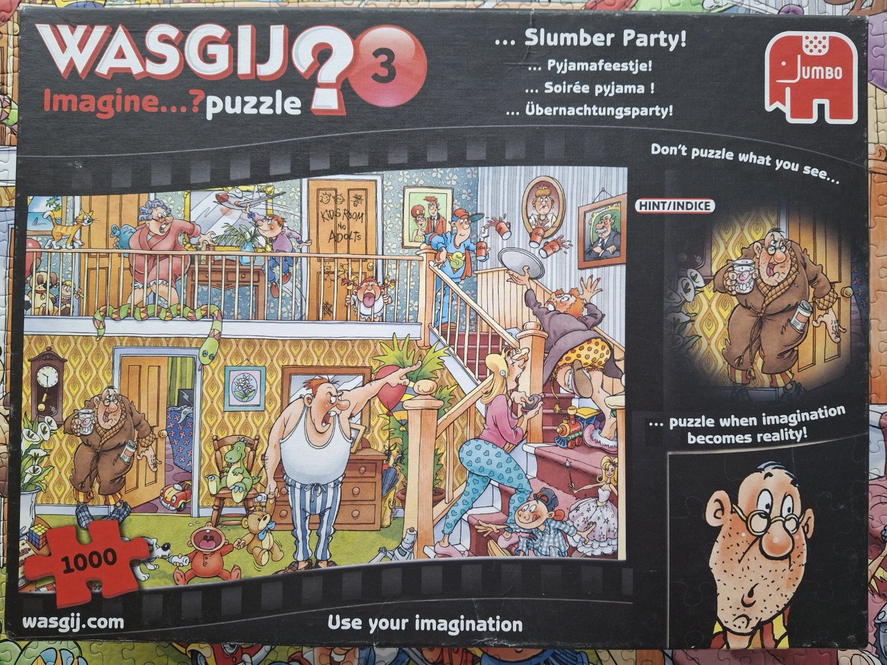 🧩Wasgij imagine nr. 3: Pyamafeestje!