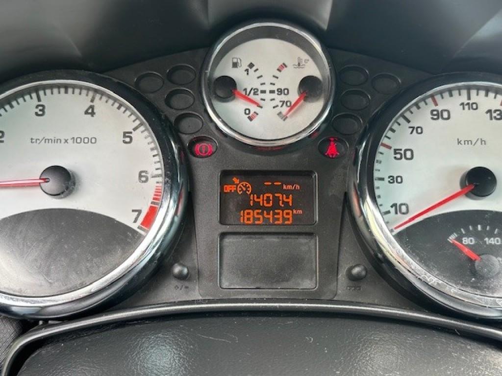 Peugeot 207 1.4 vti xs