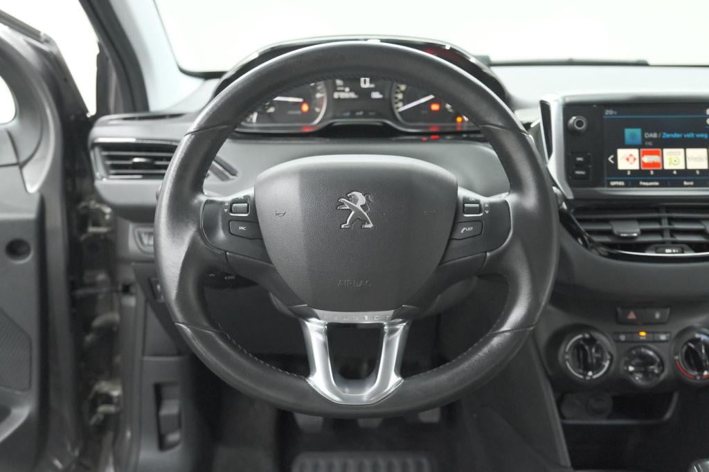 Peugeot 208 puretech 82 signature | apple carplay | parkeersensoren | navig