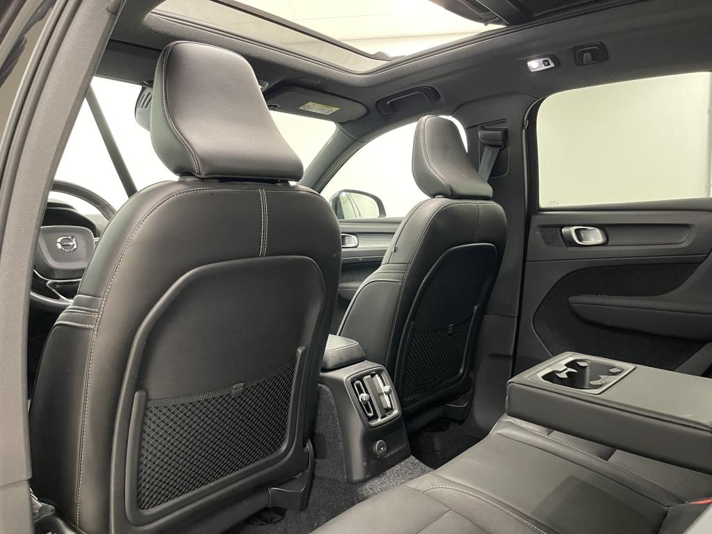 Volvo XC40 1.5 t5 recharge r-design | 360 camera | panoramadak | pilot ass.