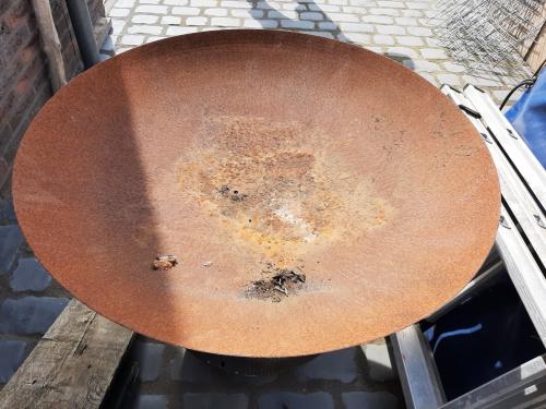 Te koop vuurschaal diameter 80cm roest
