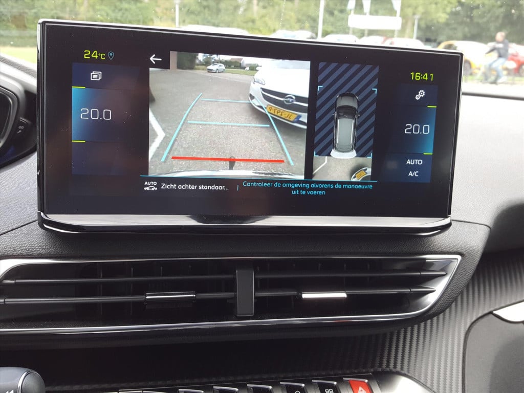 Peugeot 3008 1.6 plug-in hybrid 225pk allure pack business automaat navigat