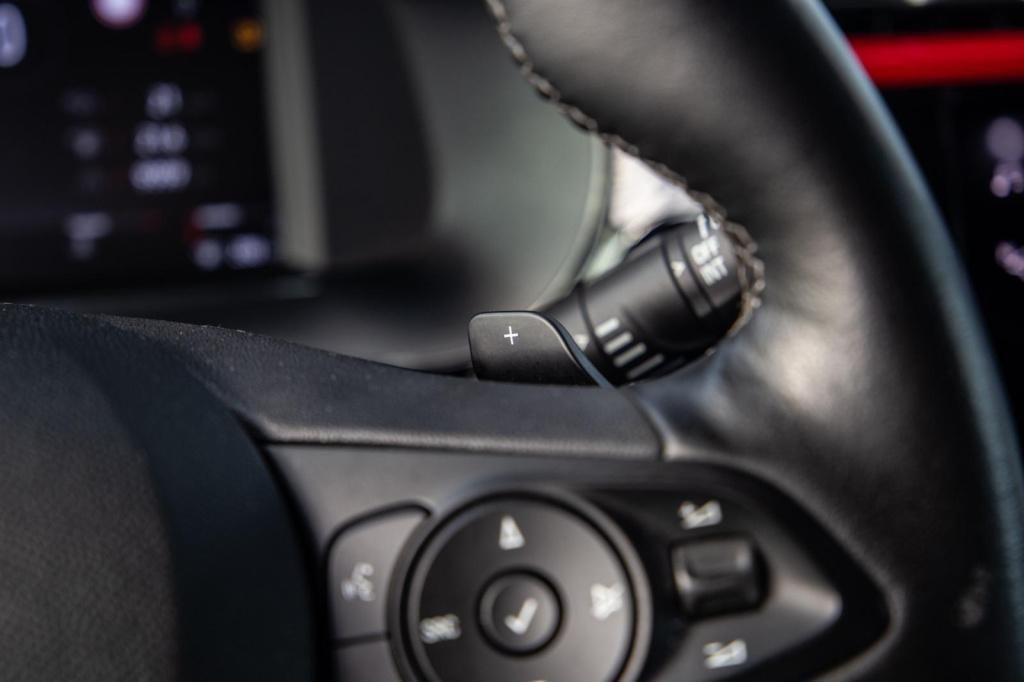 Opel Corsa 1.2 turbo gs black line / apple carplay / automaat / 360 camera 