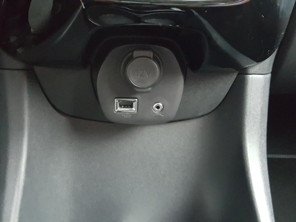 Peugeot 108 1.0 e-vti 72pk 3d allure navigatie via apple carplay & android 