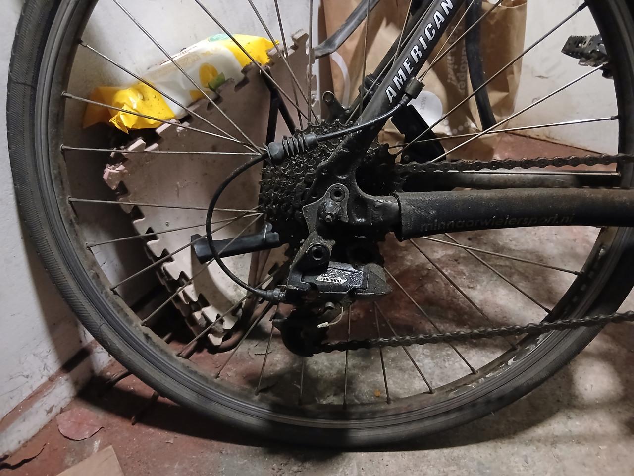 American Eagle Traverse 570 mountainbike.