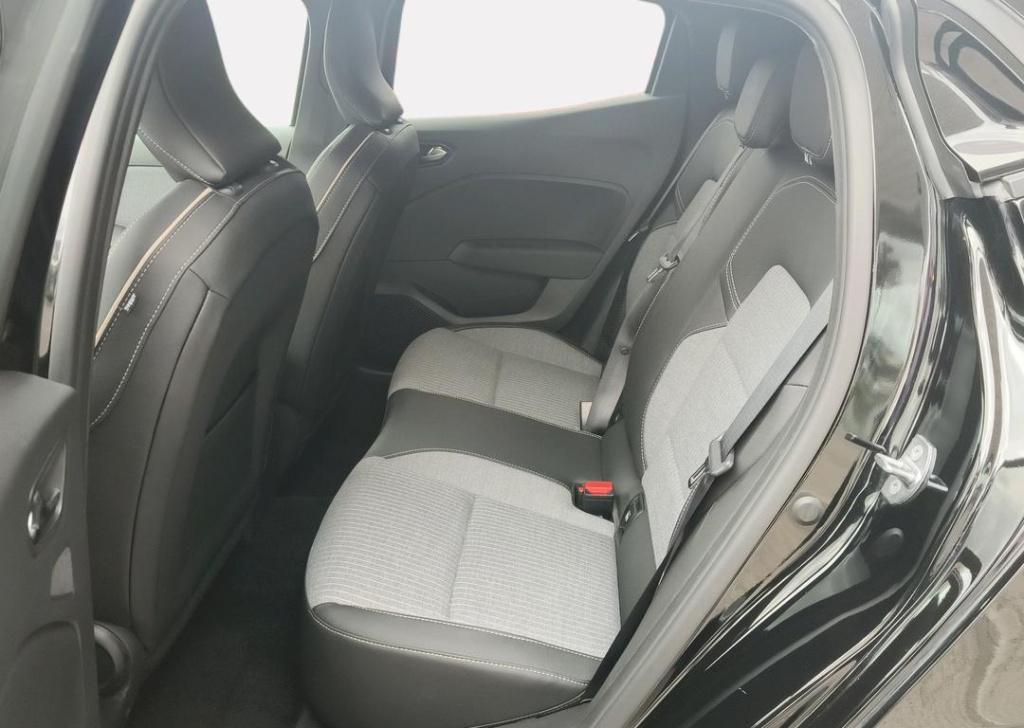 Renault Clio 1.6 e-tech full hybrid 145 techno