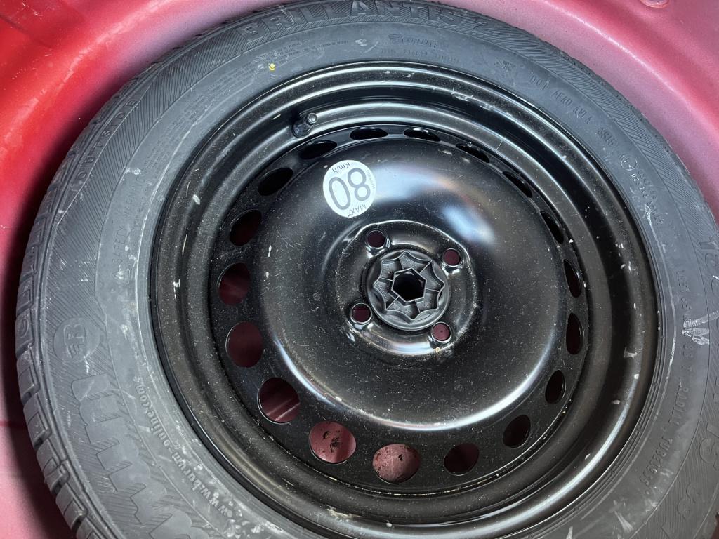 Dacia Sandero Stepway 0.9 tce lauréate 63 dkm