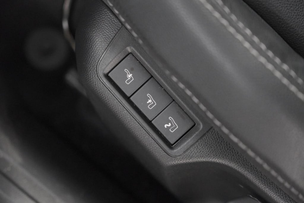 Opel Mokka turbo 130 at ultimate | camera | dodehoekdetectie | massage | ad