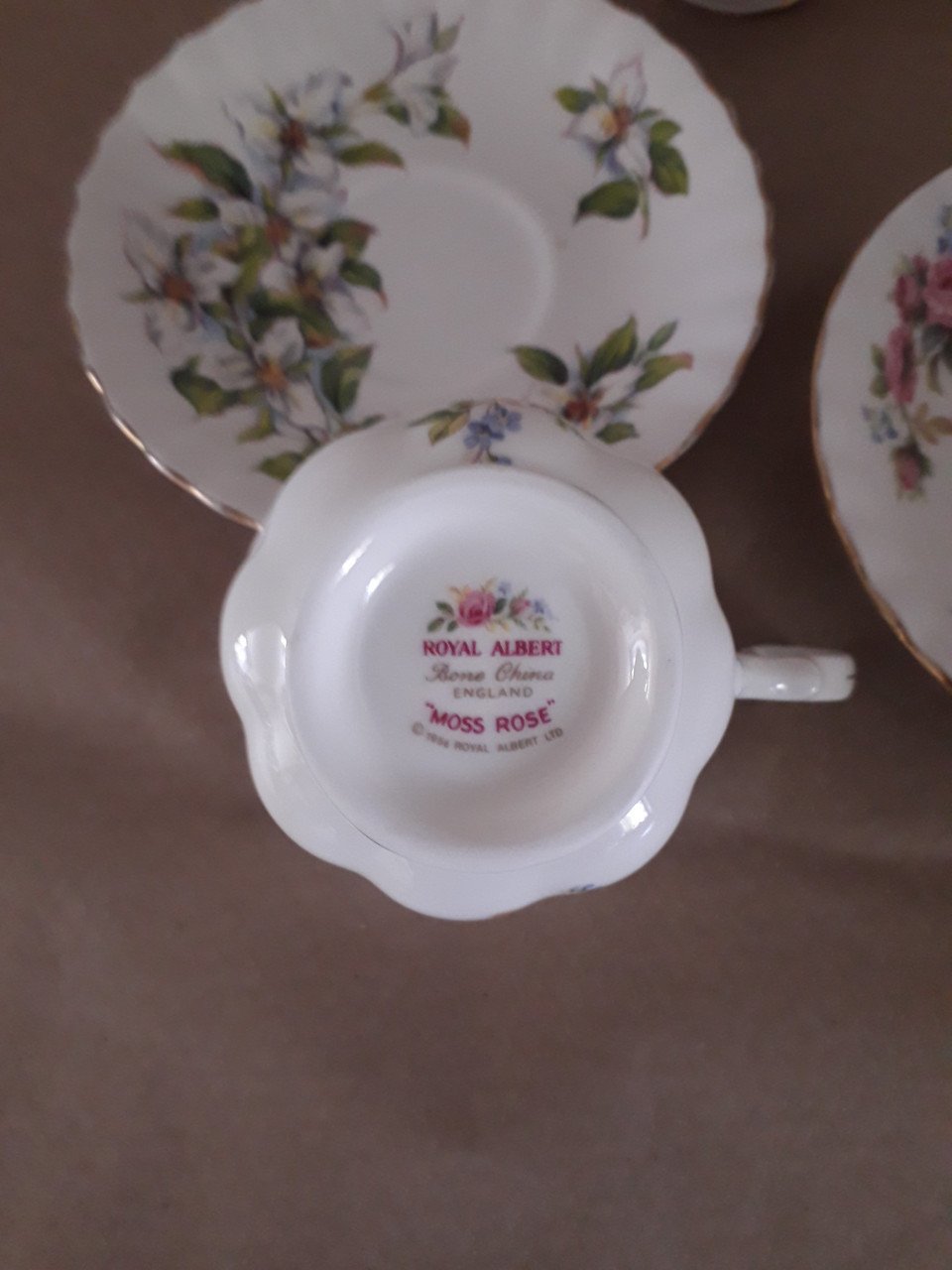 3 Royal Albert kopjes