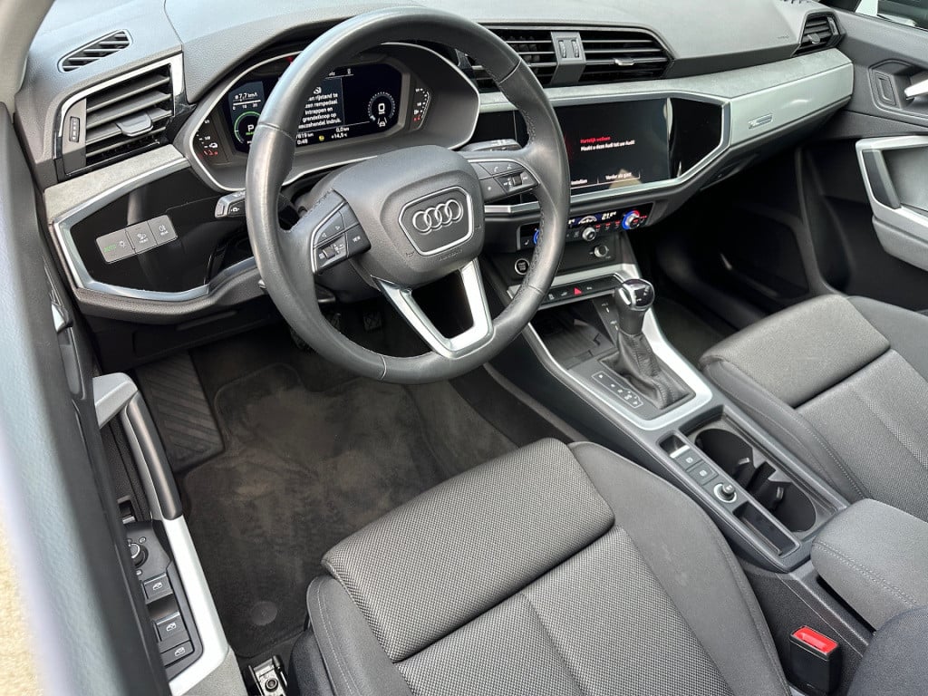 Audi Q3 45 tfsi e 245pk advanced | trekhaak | dode hoek | elek. klep | rijk