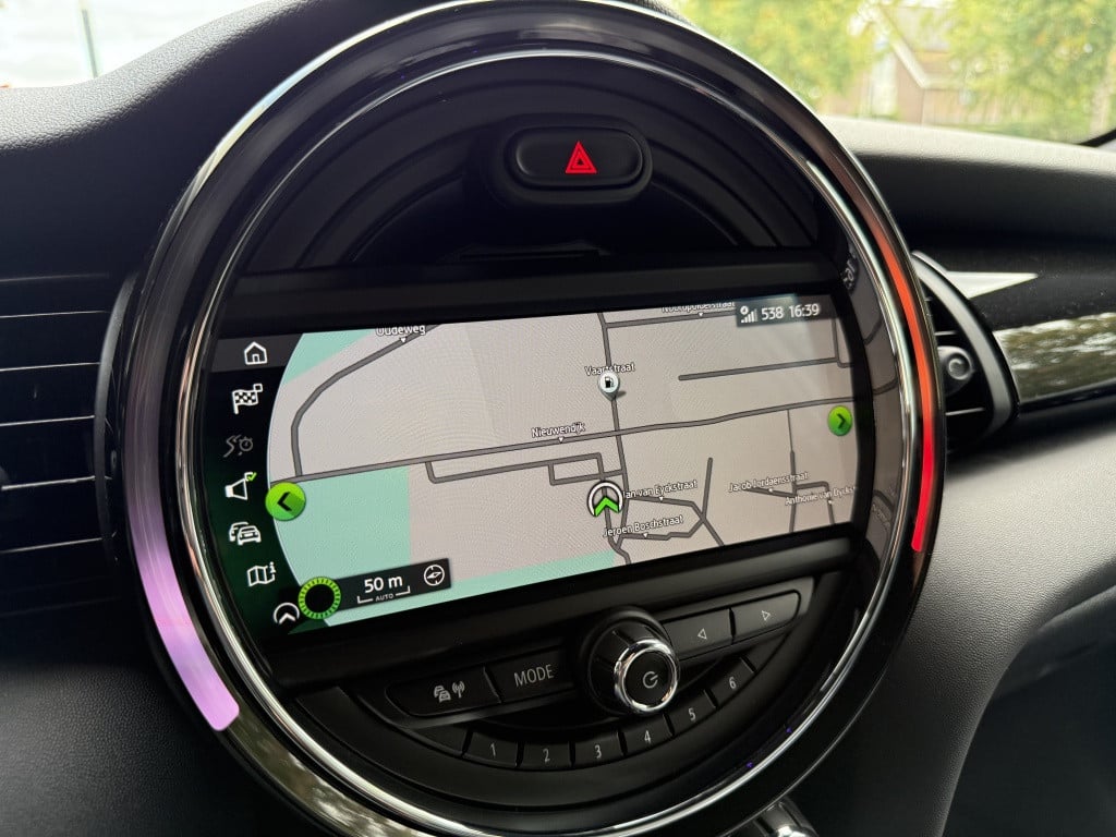 Mini Cooper mini 2.0 // serious business pack // nieuwstaat // 5 deurs /