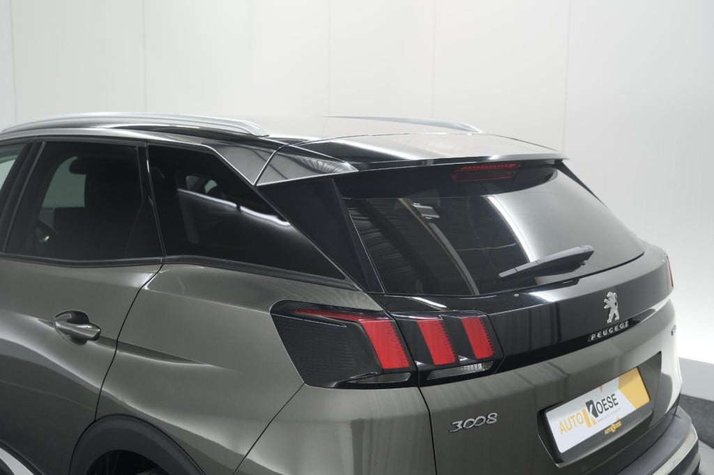 Peugeot 3008 puretech 130 eat6 allure | camera | navigatie | apple carplay 