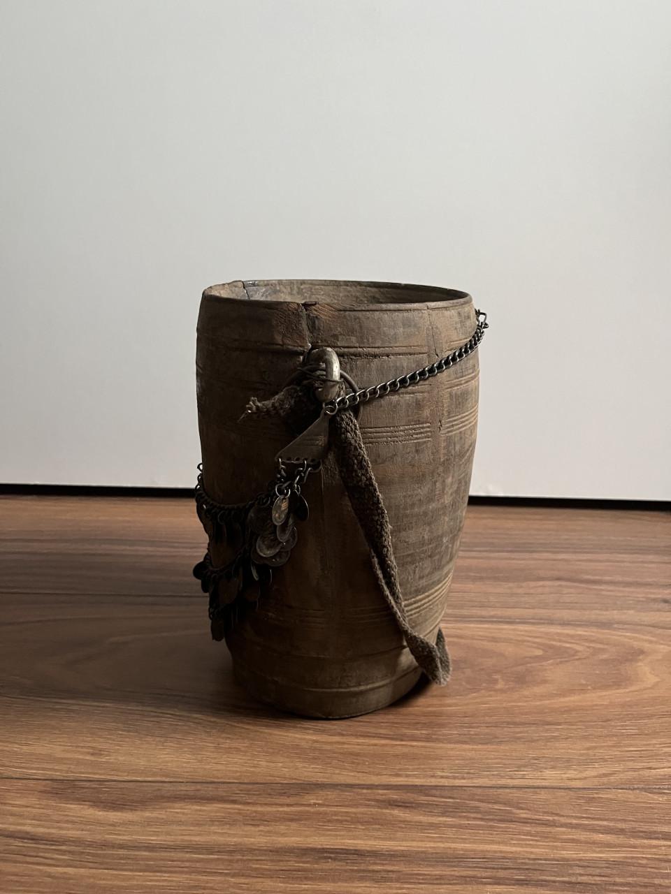 Nepalese pot met ketting 1