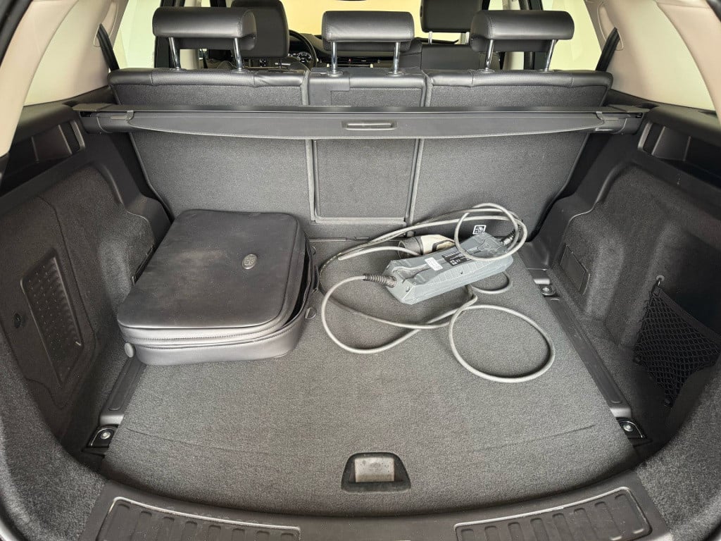 Land Rover Discovery p300e 1.5 s