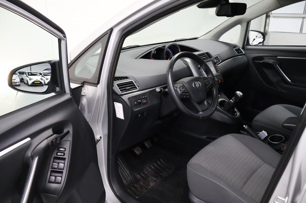 Toyota Corolla Verso 1.6 vvt-i skyv. ed.